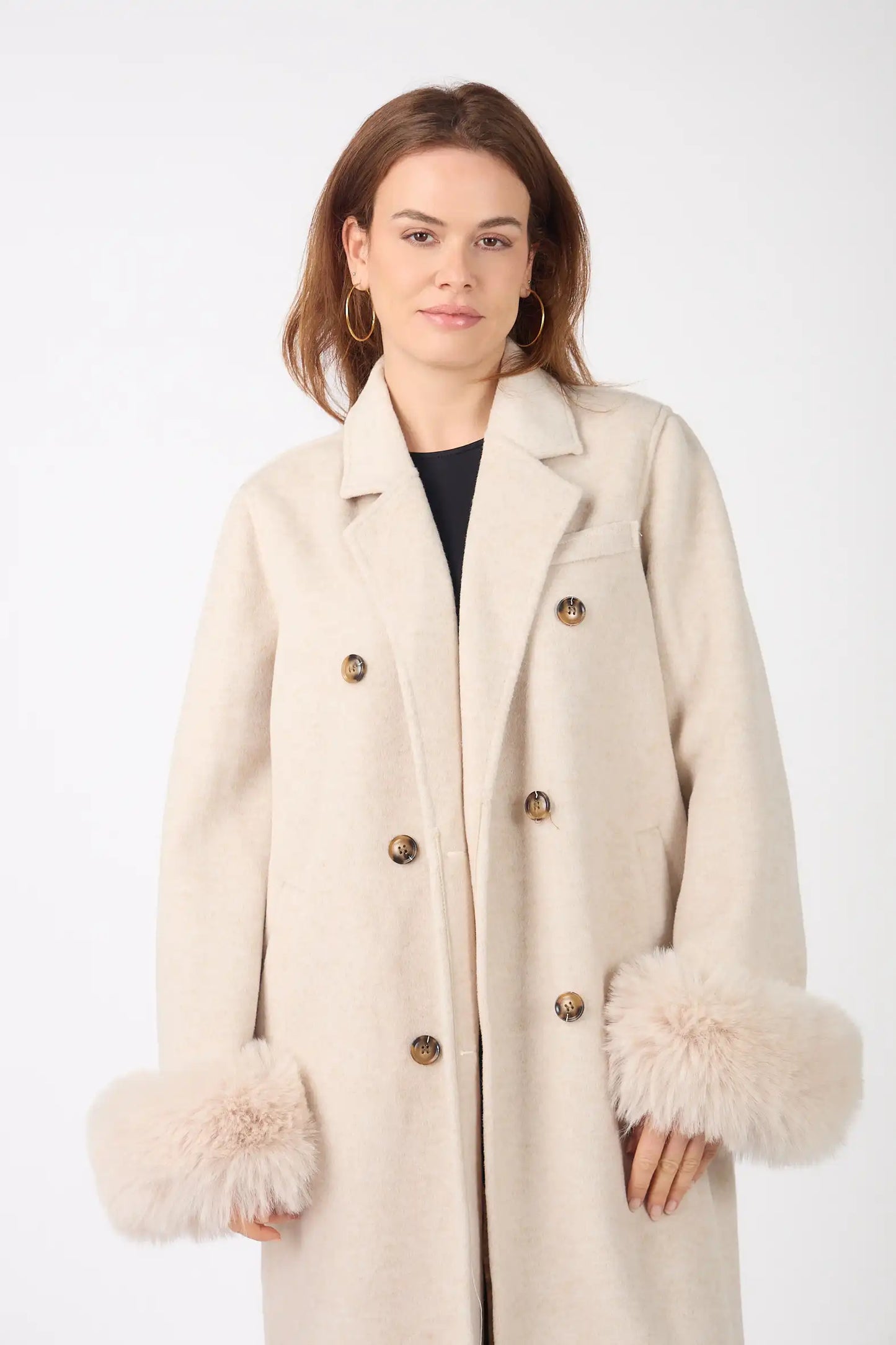 AURORA Coat – Premium Wool & Soft Cuffs