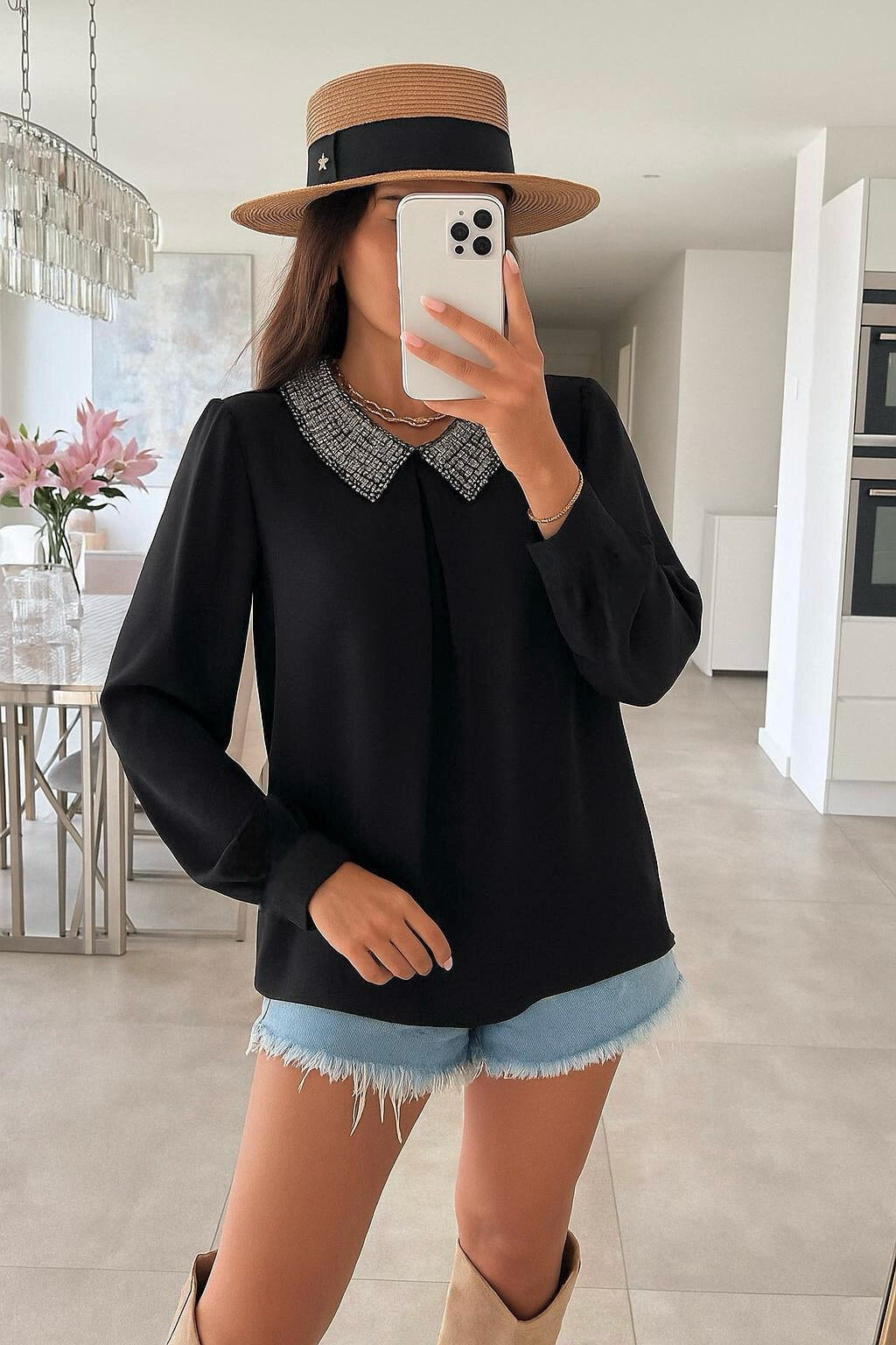 Sequin collar blouse