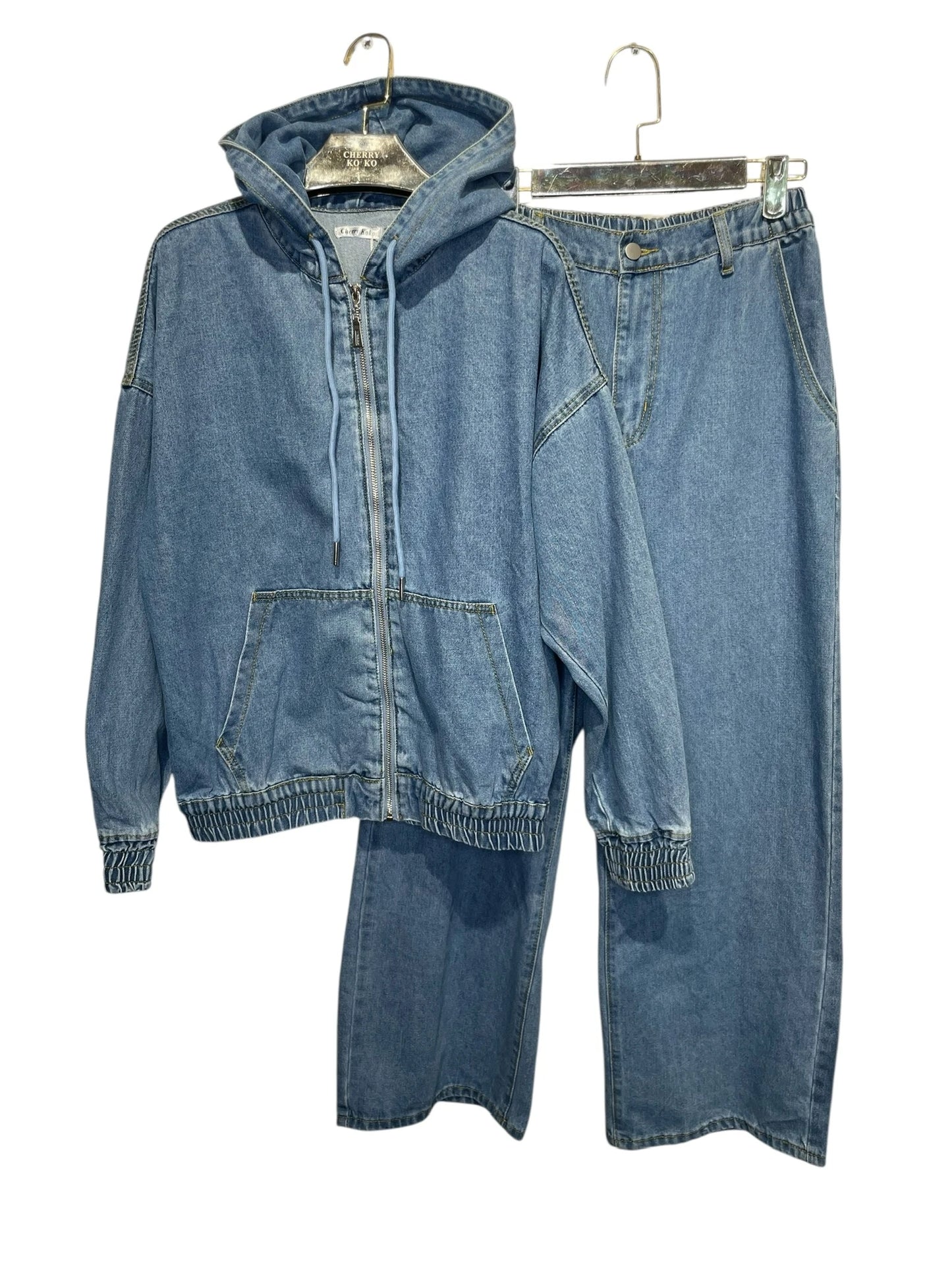 Hooded zip-up jacket + wide-leg denim pants set – casual streetwear look