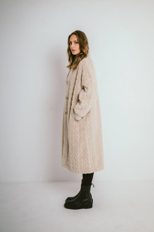Long twisted faux fur coat – single-breasted