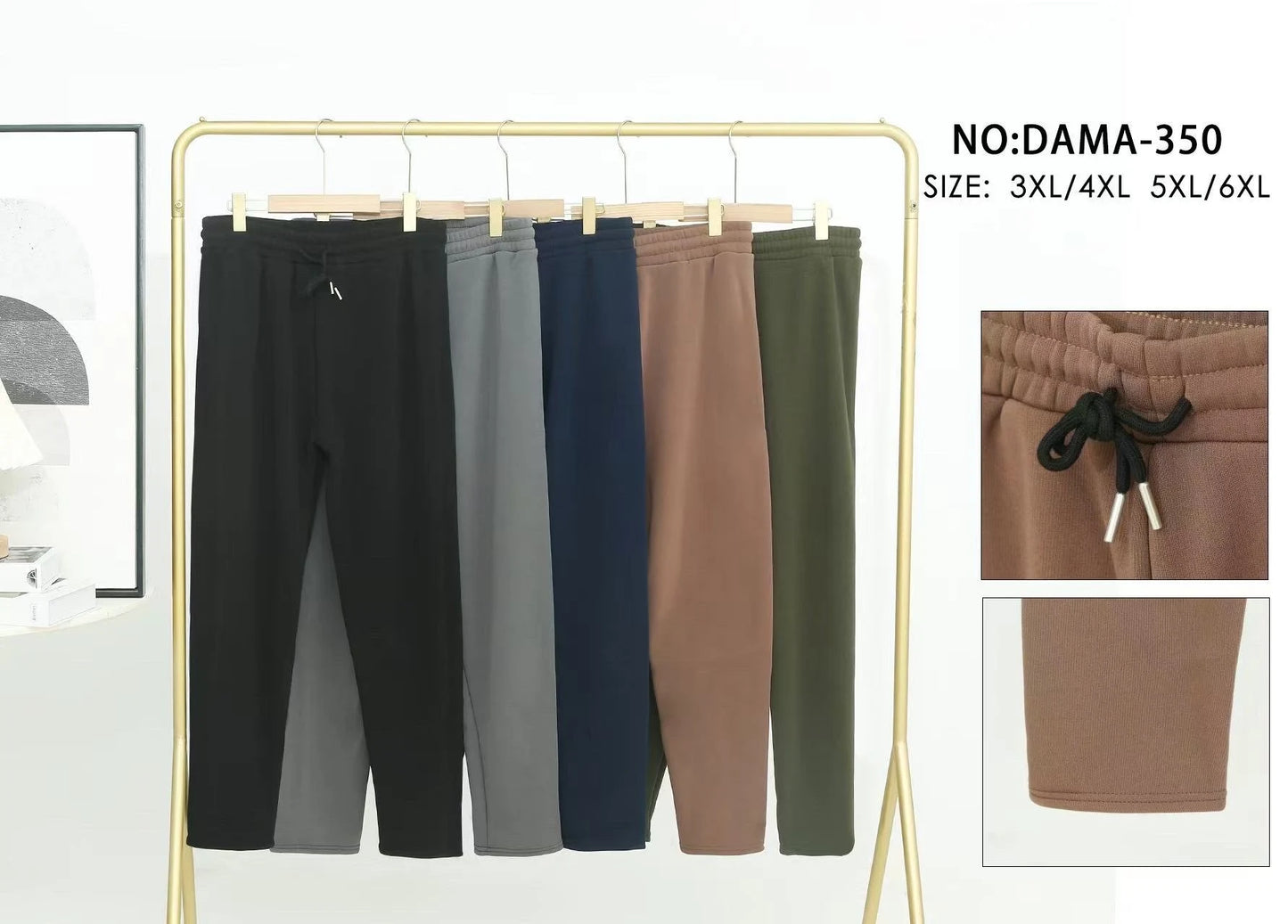 Simple and stuffed jogging pants