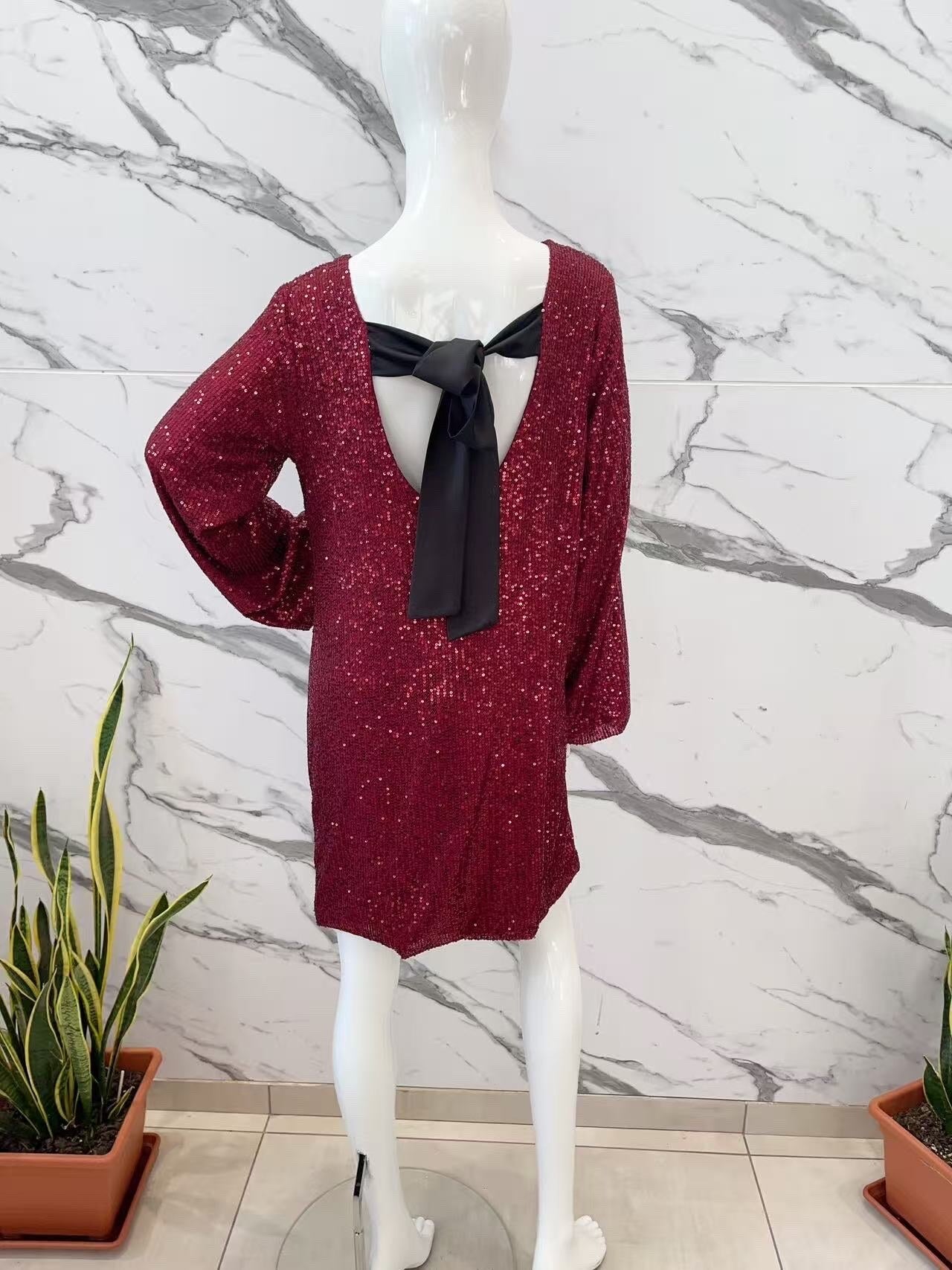 Sequin dress with back bow