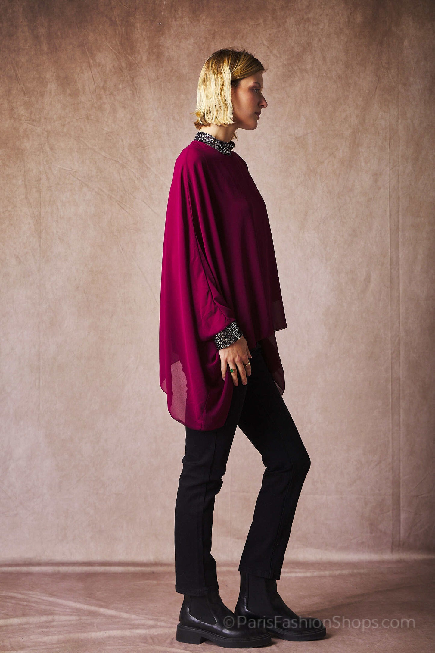 Loose blouse with sequins