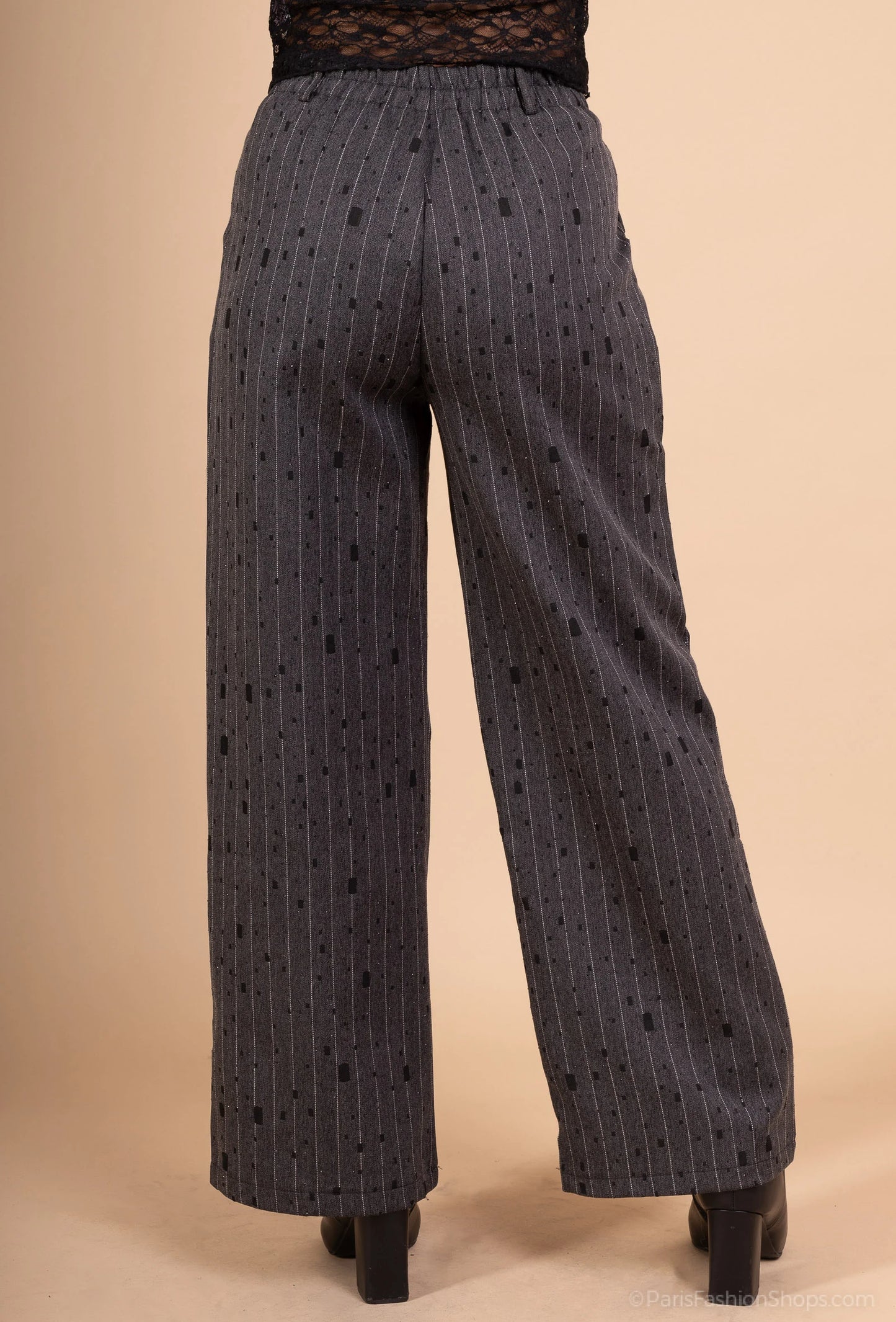 Wide pleated pants with stripes and polka dots