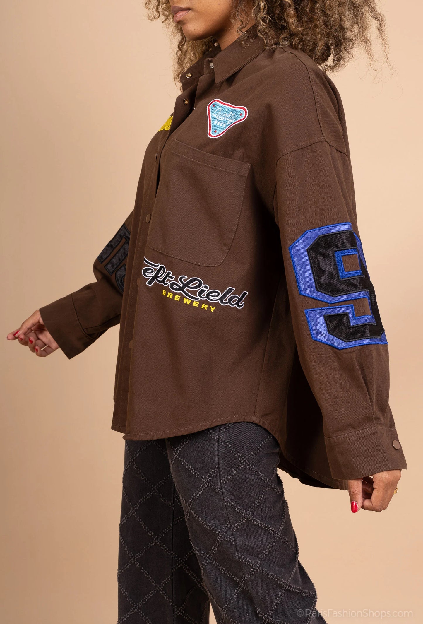 Trendy streetwear oversized shirt with embroidered patches