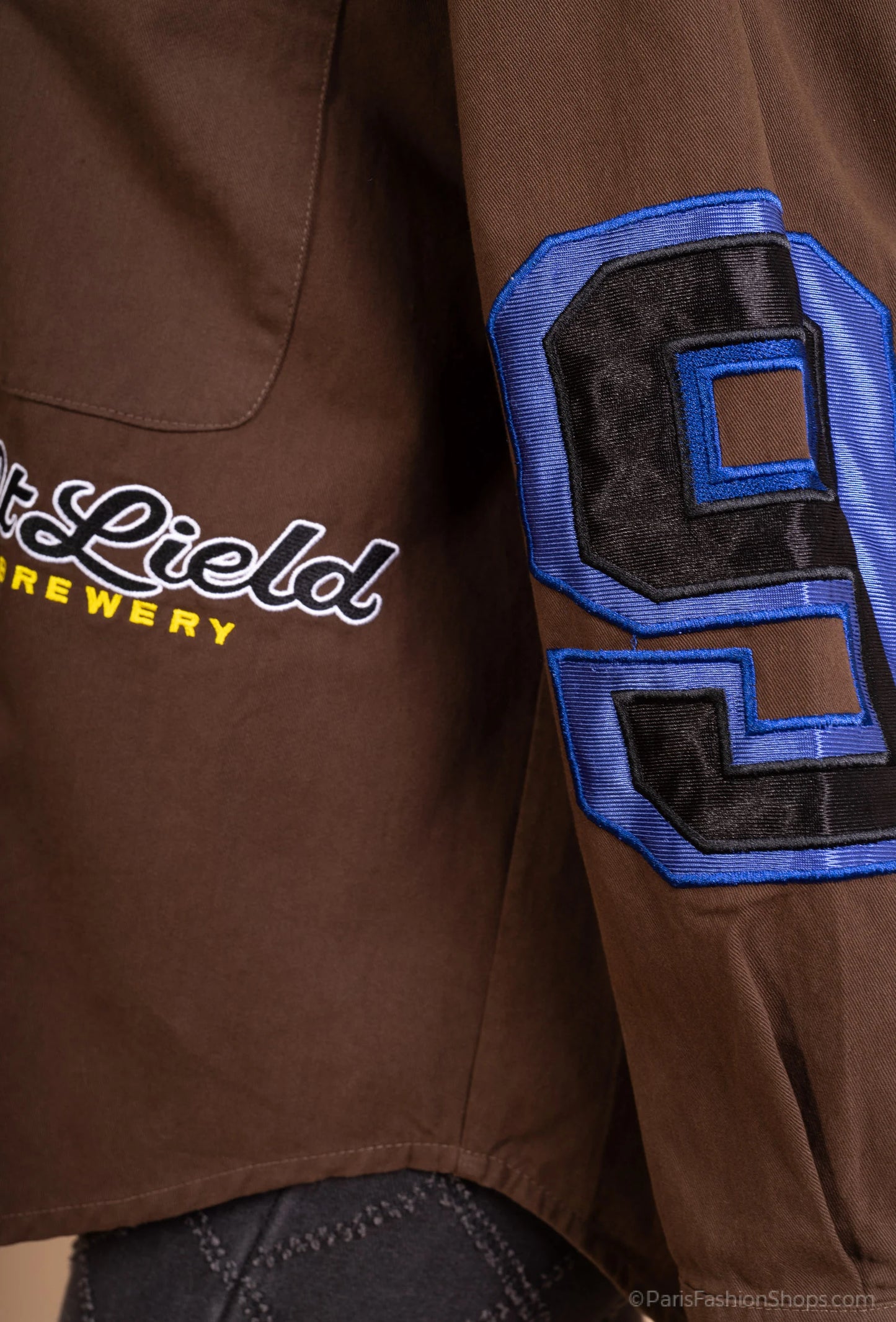 Trendy streetwear oversized shirt with embroidered patches