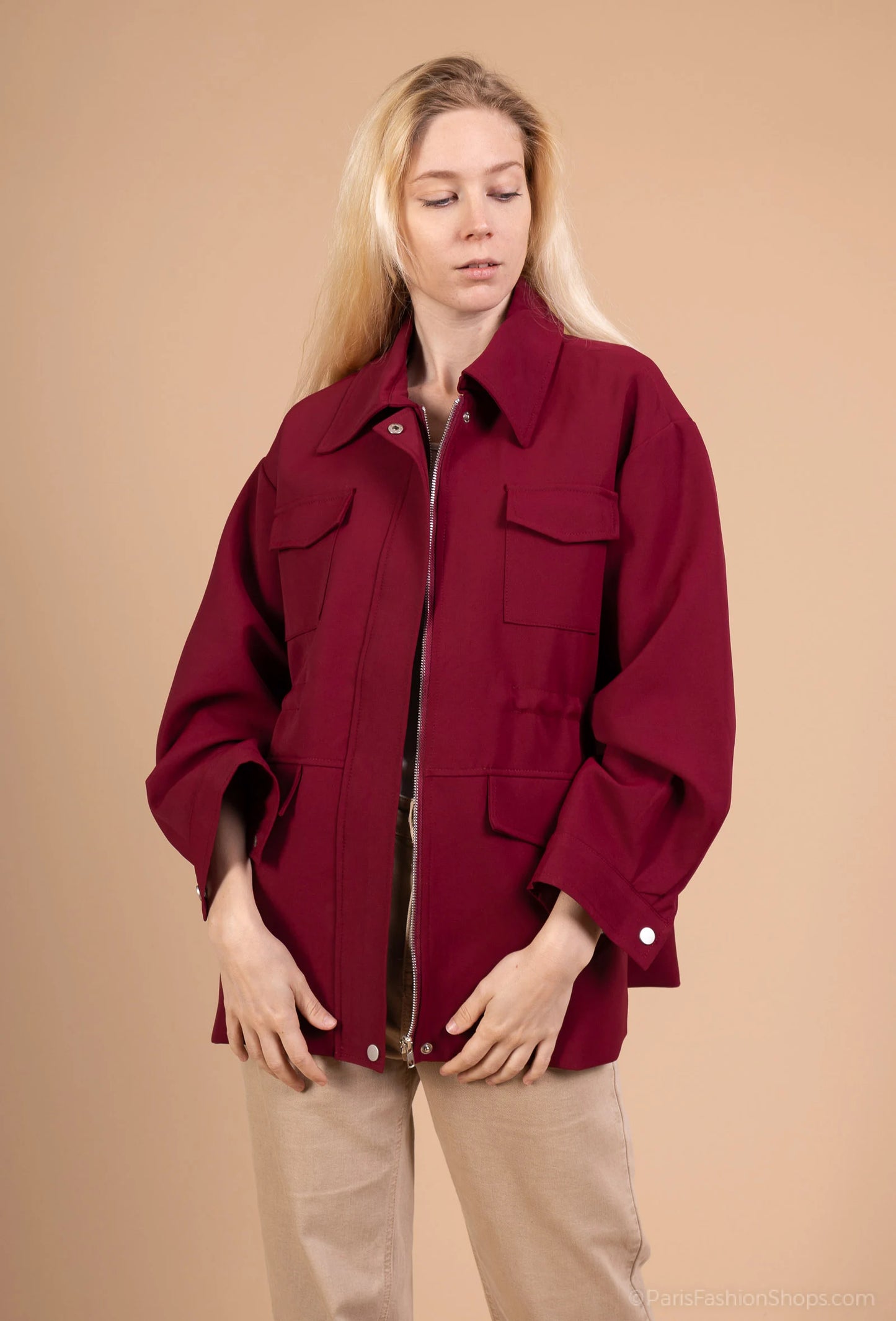 Short jacket with four flap pockets – modern utility vibe