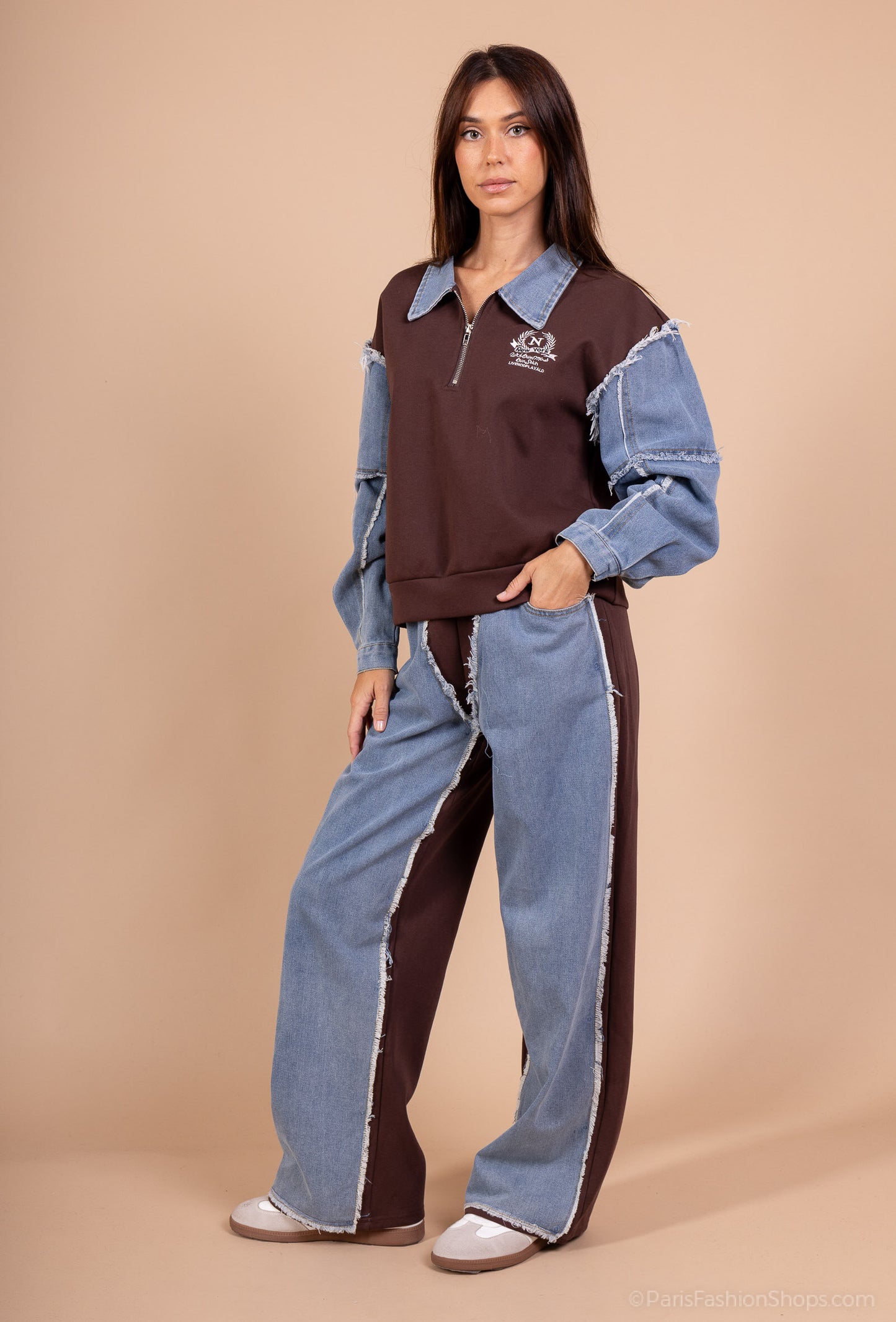 Casual 2-piece set – Embroidered zip-up sweatshirt with shirt collar + jogger pants with frayed denim patches
