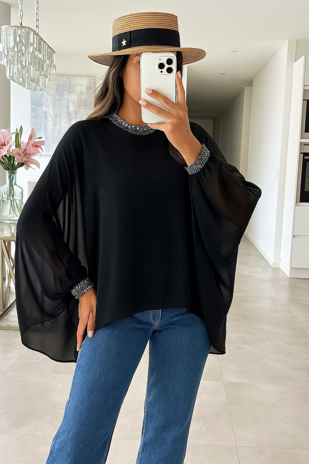 Loose blouse with sequins