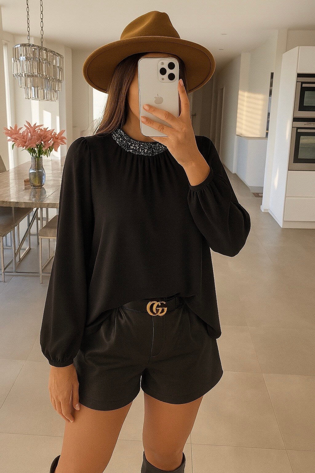 Long-sleeved sequin collar blouse