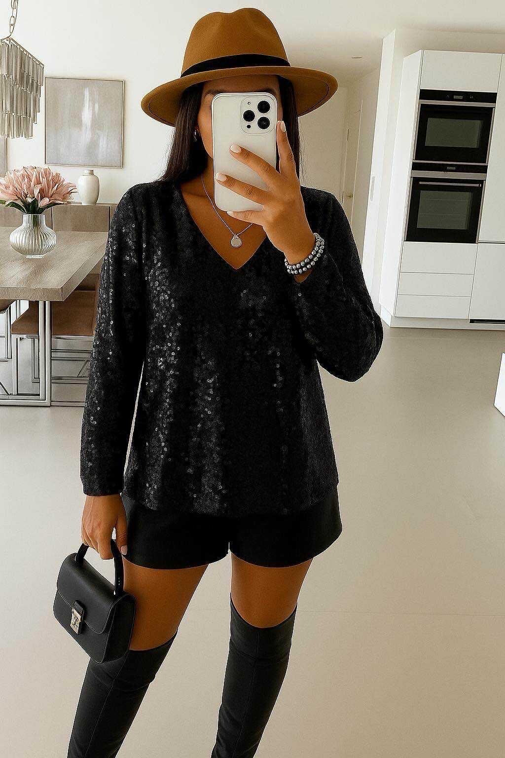 Long-sleeved sequin V-neck blouse