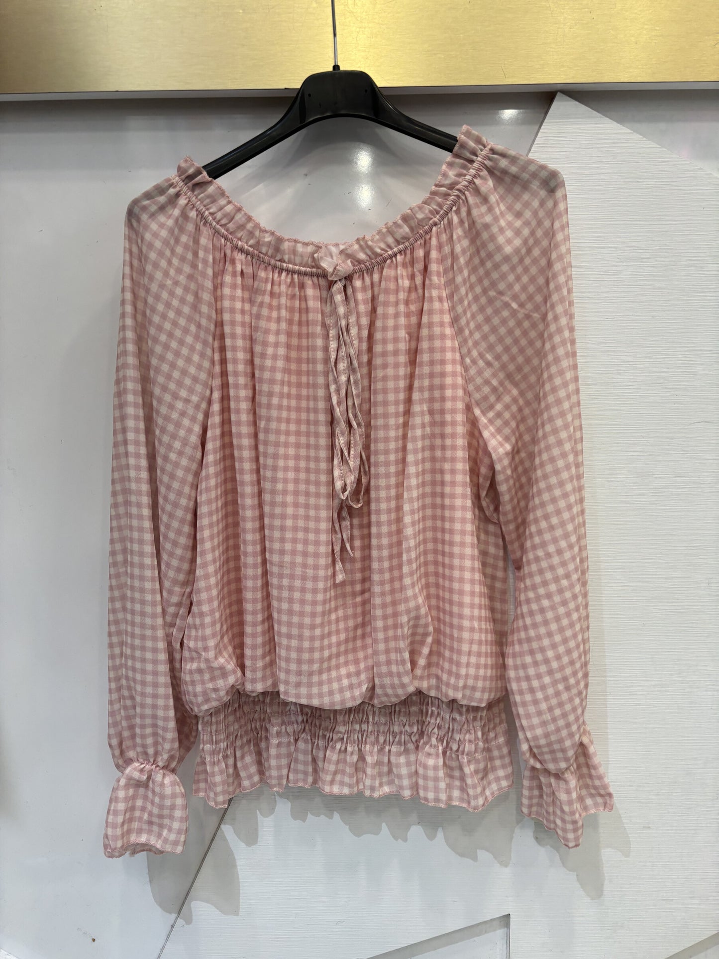 Check print off-the-shoulder blouse with viscose lining