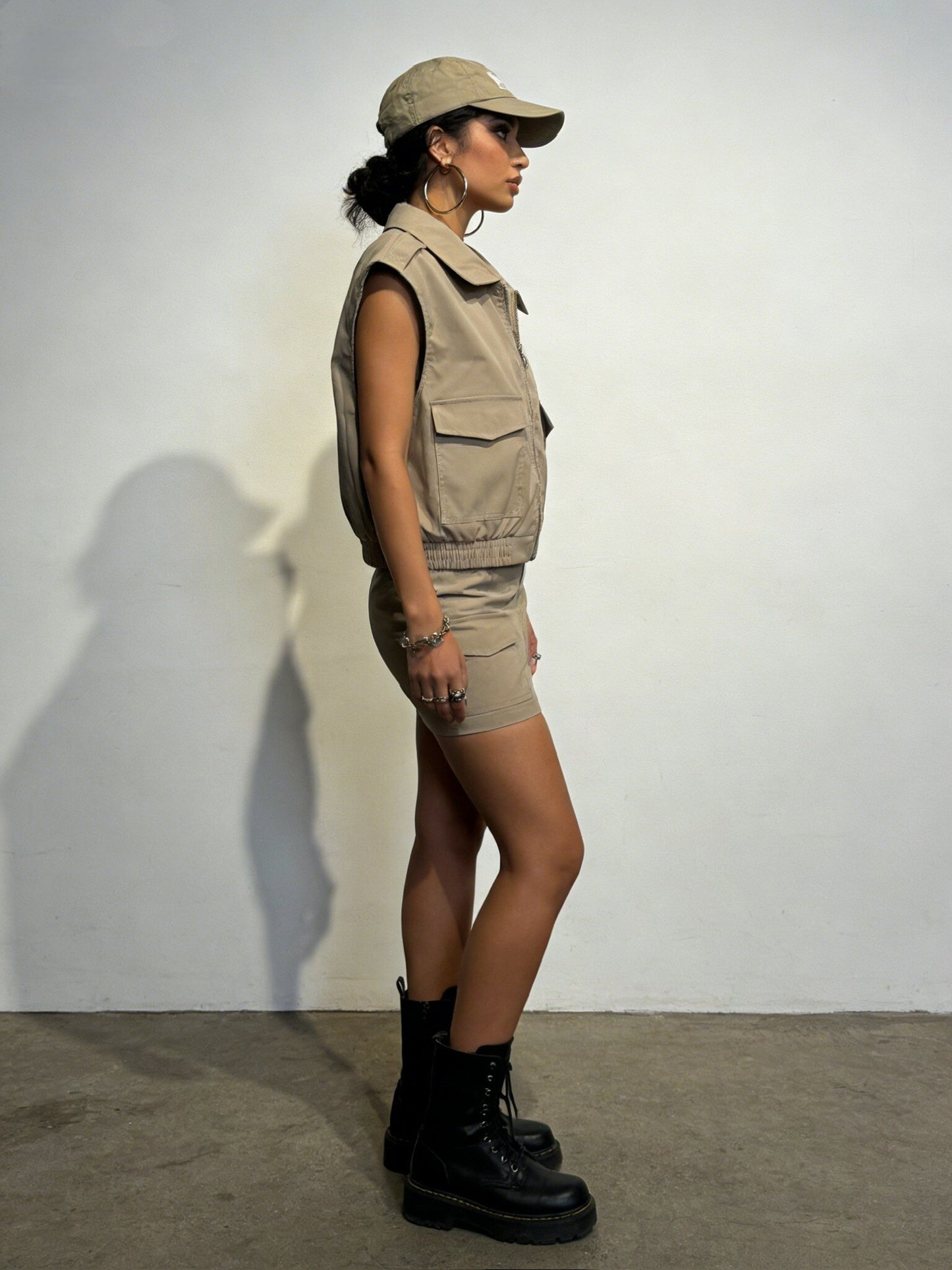 CARGO – Structured Zip-Up Vest with Functional Pockets