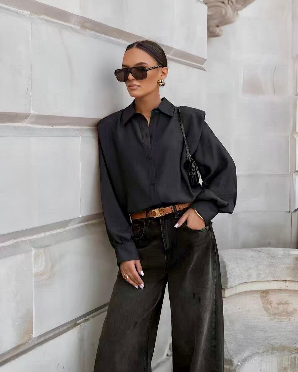 Structured shoulder buttons shirt