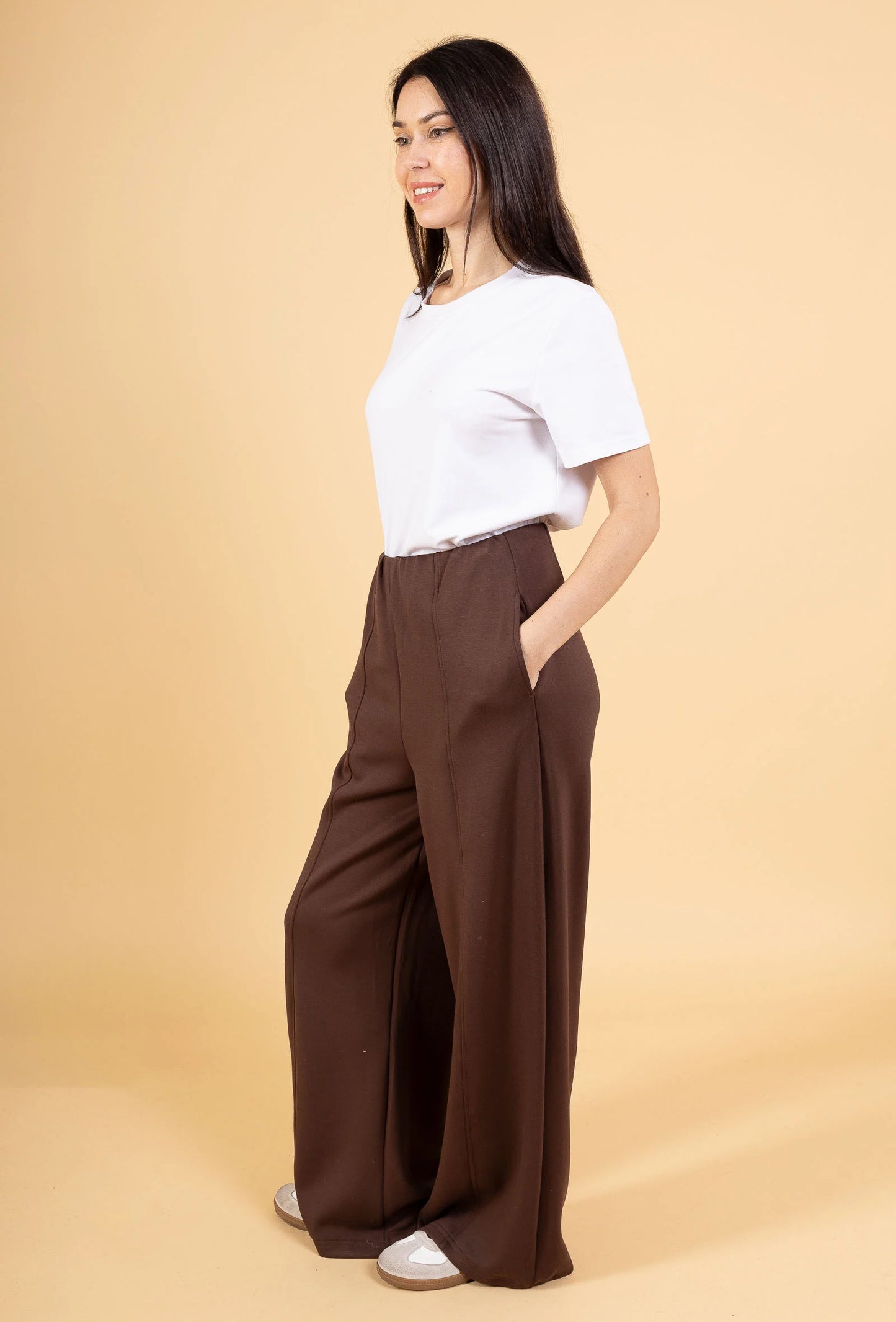 DENVER – High-waisted soft wide leg pants
