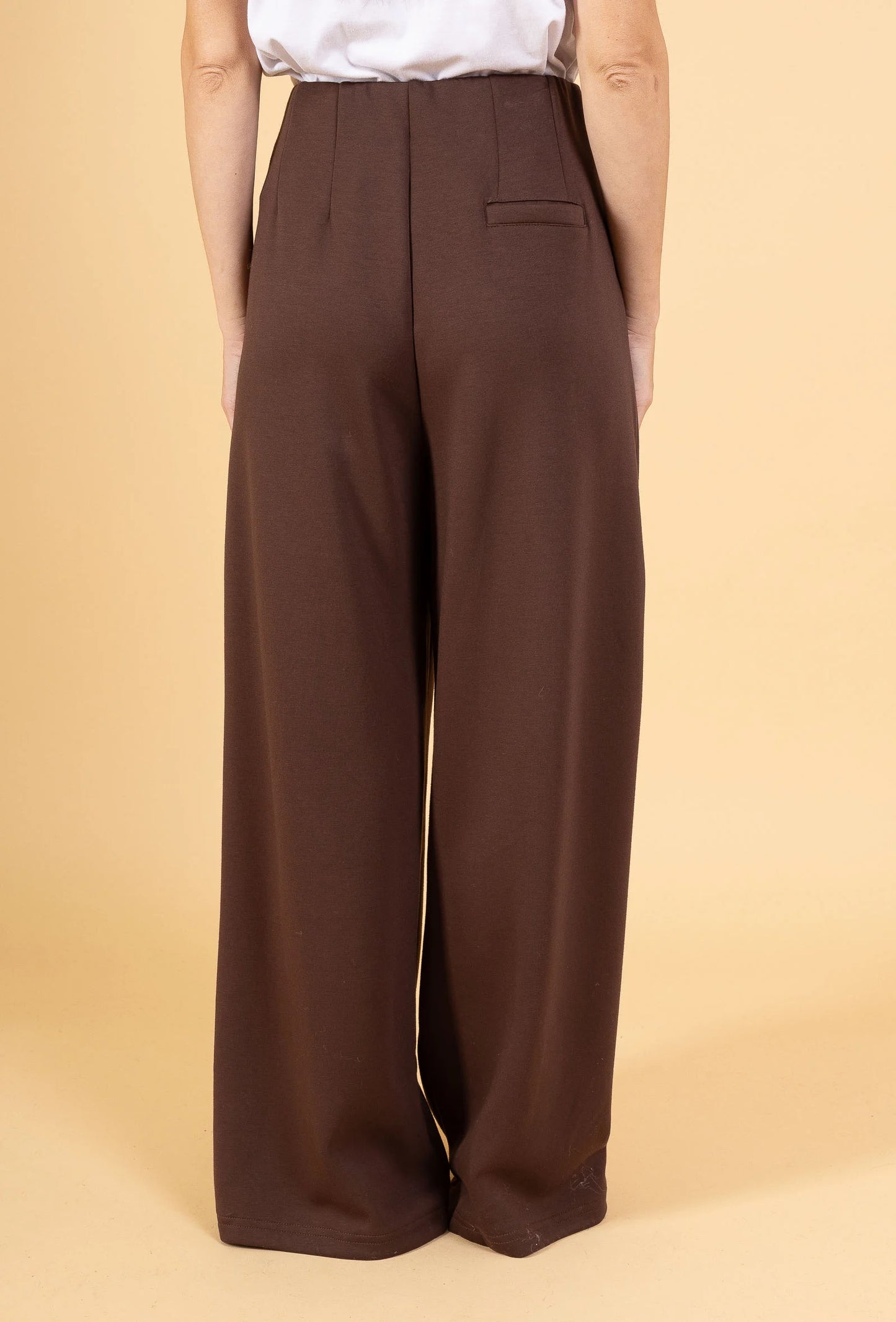 DENVER – High-waisted soft wide leg pants