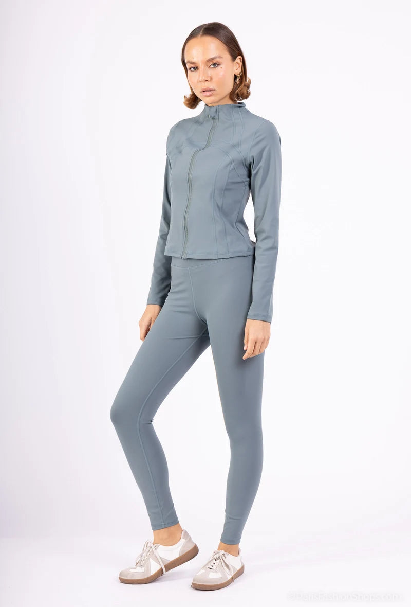 2-piece sports set – Zip-up high neck top + high-waisted leggings – Second-skin fit