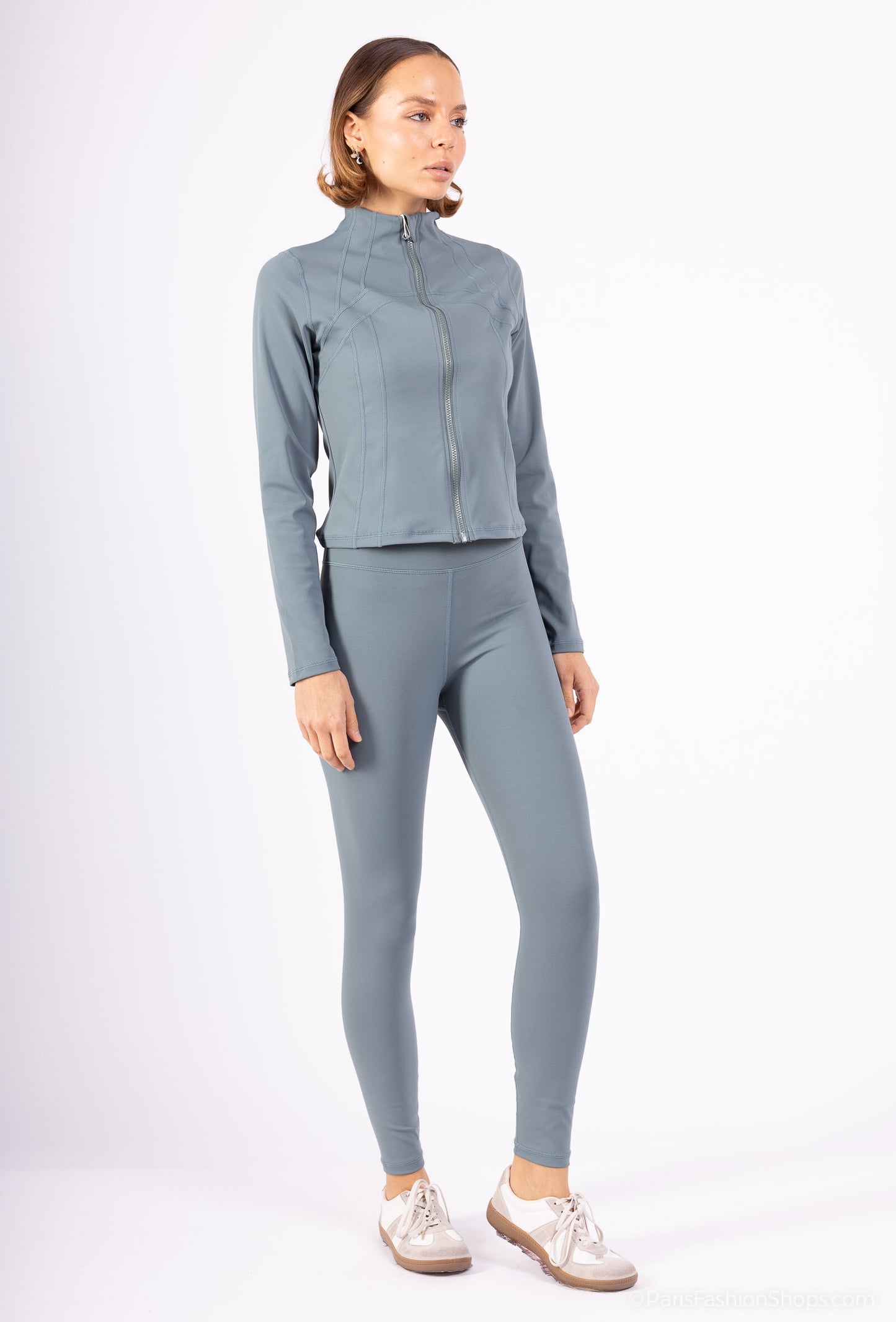 2-piece sports set – Zip-up high neck top + high-waisted leggings – Second-skin fit