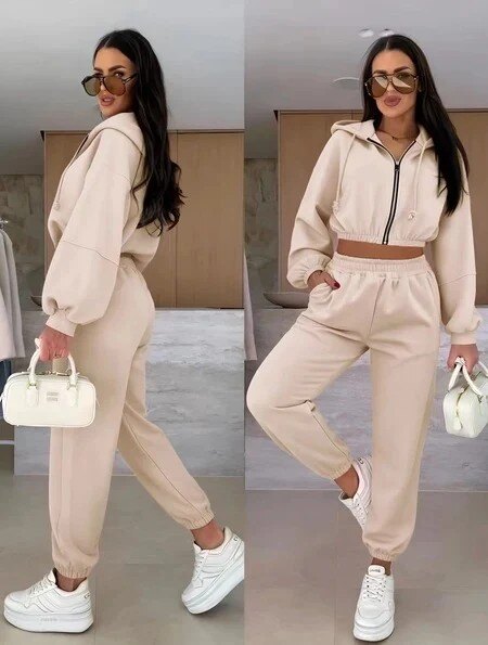 Casual chic set – Zip-up hooded jacket and elastic waist pants