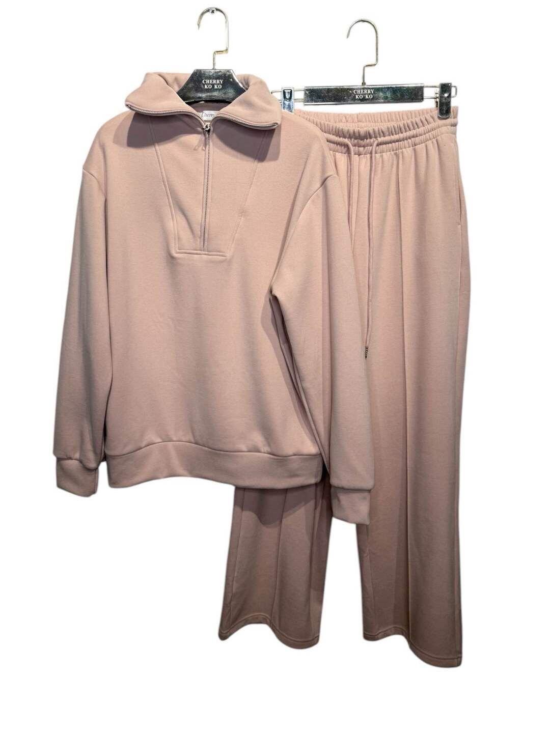 Comfort Set with Zip Collar – LOUNA Model