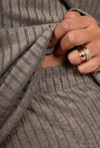 Large Size Simple Size and Comfort sweater