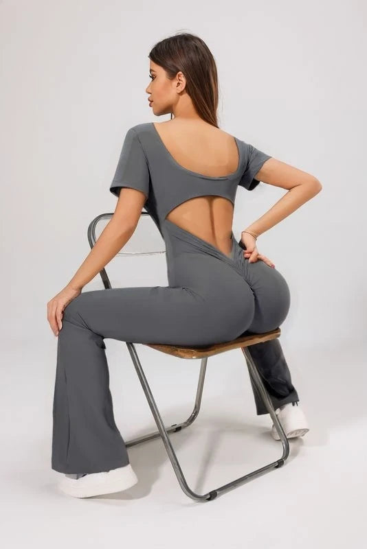 Women's backless fitted jumpsuit with short sleeves