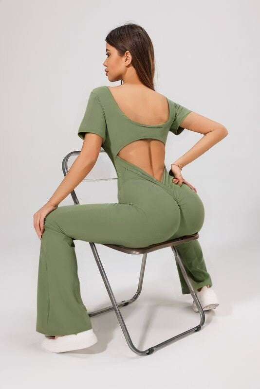 Women's backless fitted jumpsuit with short sleeves