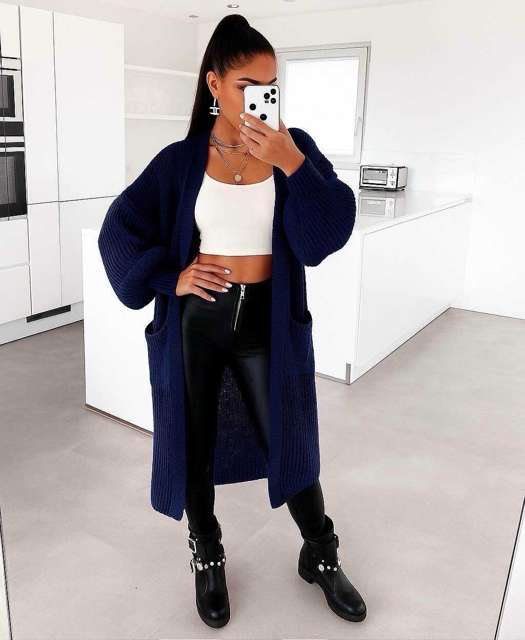 Long open vest with pockets