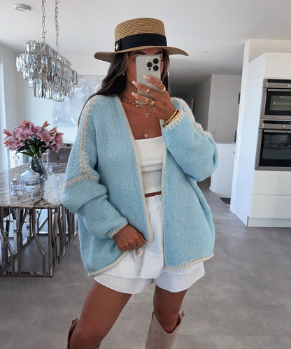 Open vest with border details