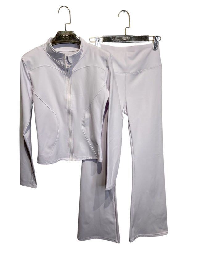 KYRA – Sport set with zip-up jacket and flared pants, lined with thick fleece