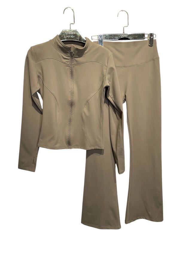KYRA – Sport set with zip-up jacket and flared pants, lined with thick fleece