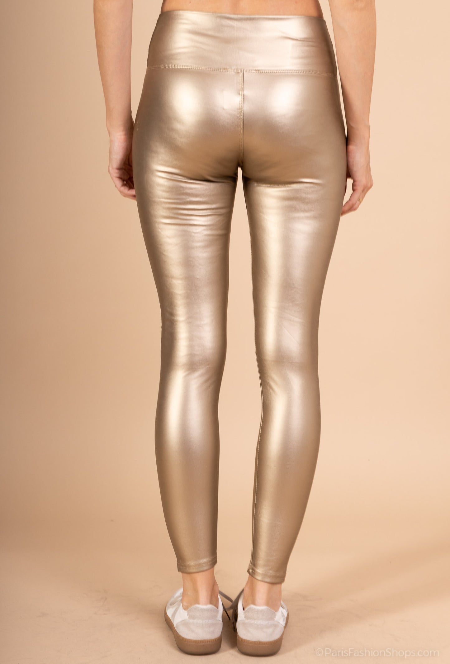 High-waisted leather-look leggings with soft velvet lining