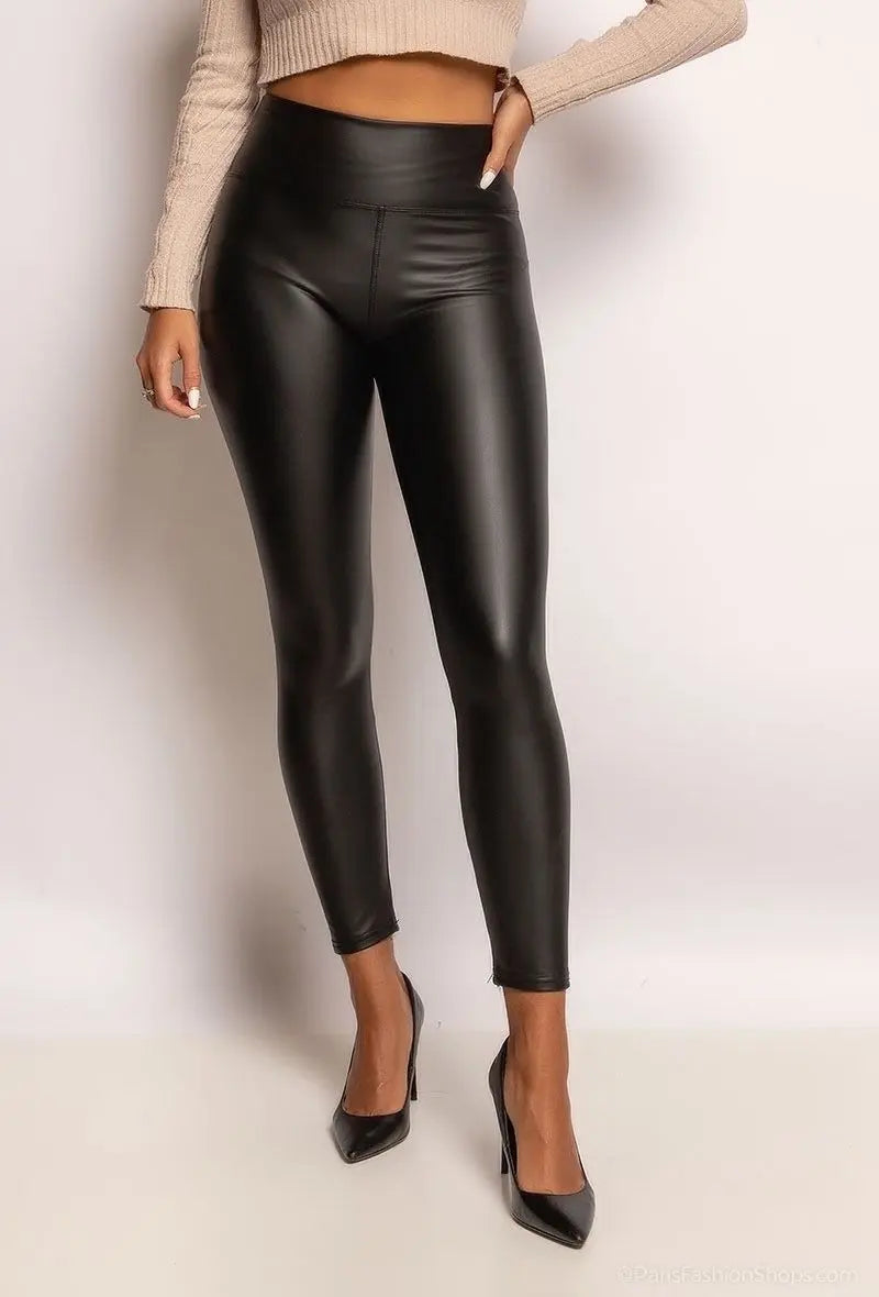 High-waisted leather-look leggings with soft velvet lining