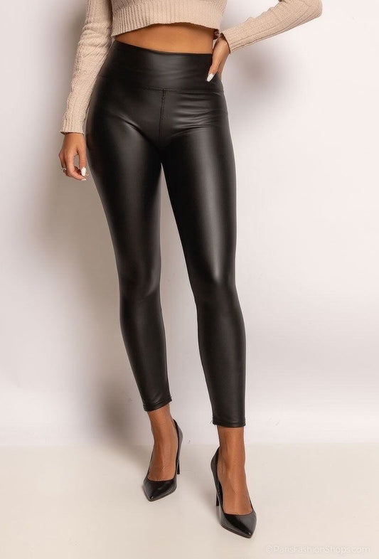 High-waisted leather-look leggings with soft velvet lining