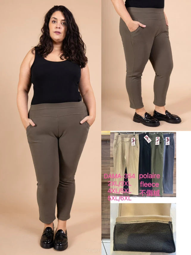 Plus size pocket leggings with rhinestones