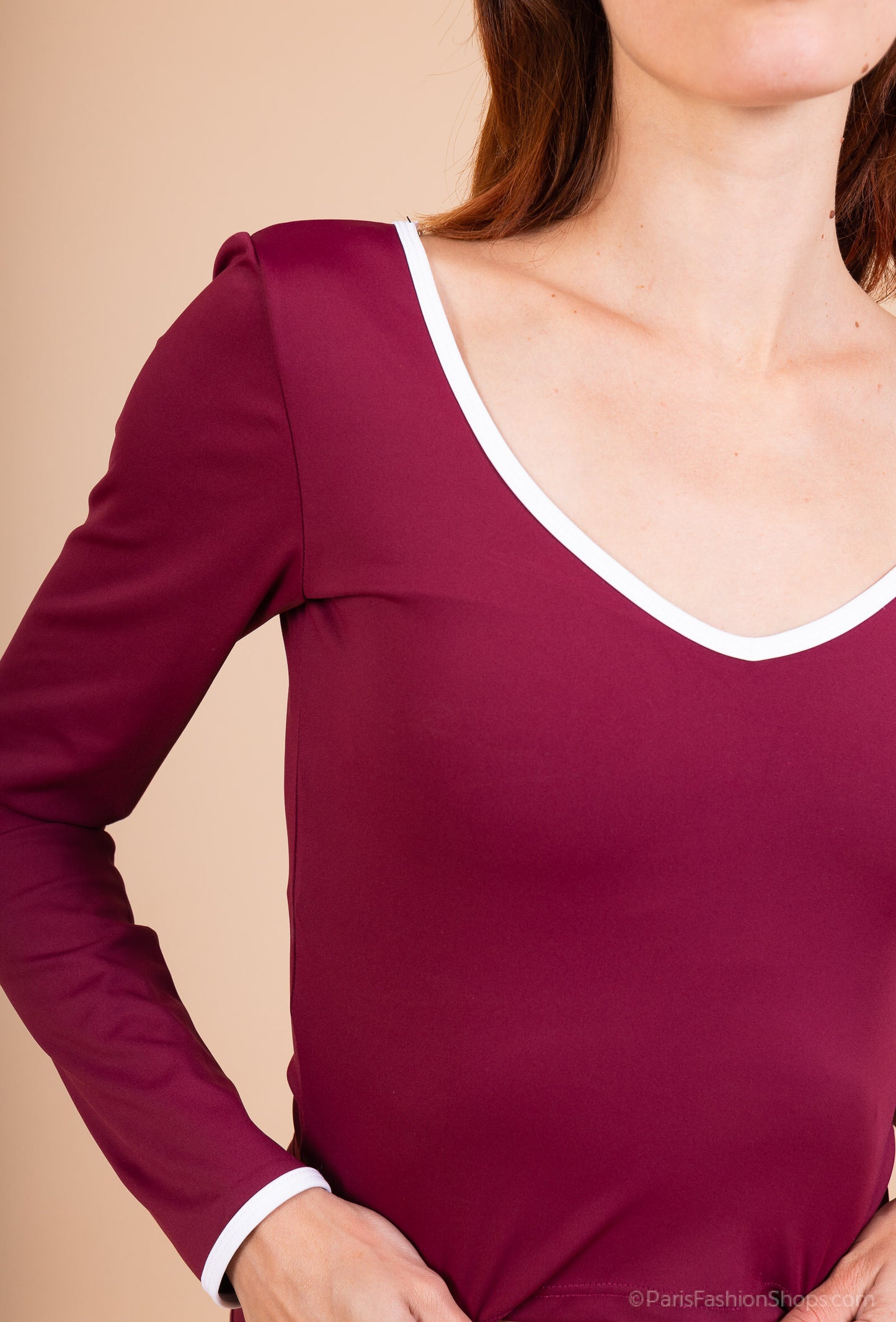 LYANA – Crossed top and flared pants set with contrasting details