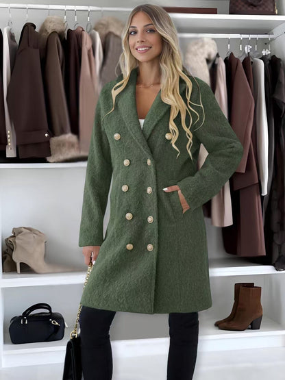 Chic coat with lining golden buttons textured and fluffy