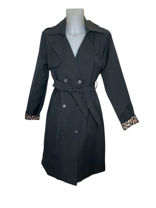 Long belted coat with leopard lining