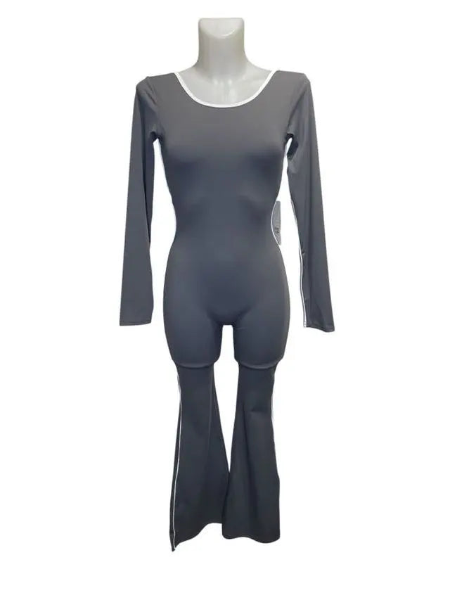 MILA – Sporty chic backless jumpsuit with contrasting details