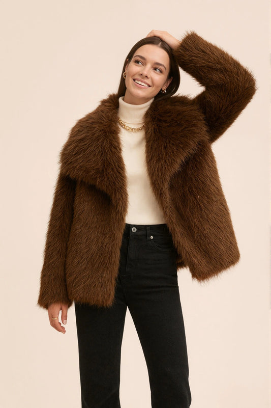 MONROE - Short jacket in premium faux fur