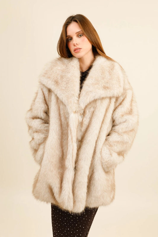 Chic faux fur coat with oversized collar, elegant cocoon style