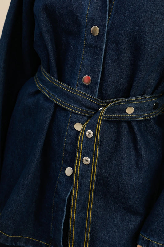 DENVER – Belted oversized denim set