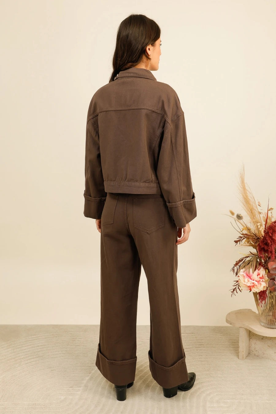 DENVER – Oversized contrast denim set