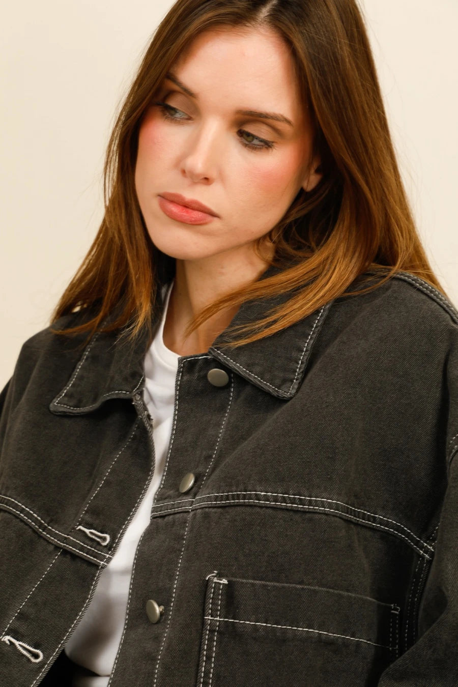 DENVER – Oversized contrast denim set