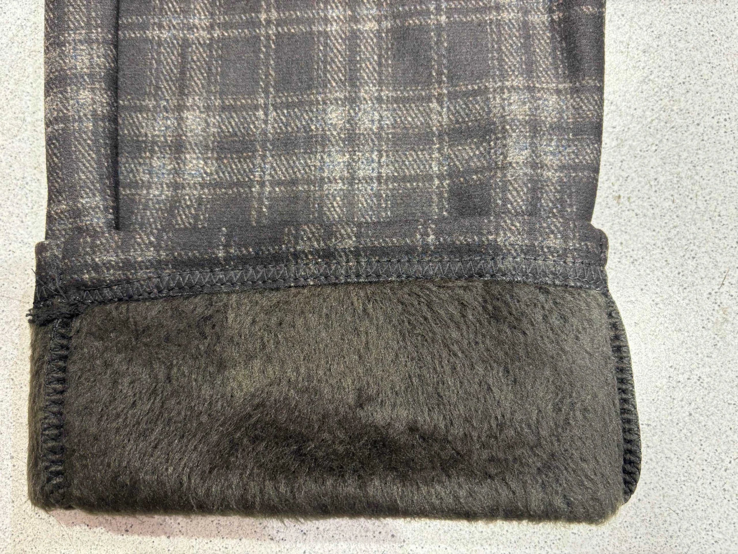 Filled checkered pants