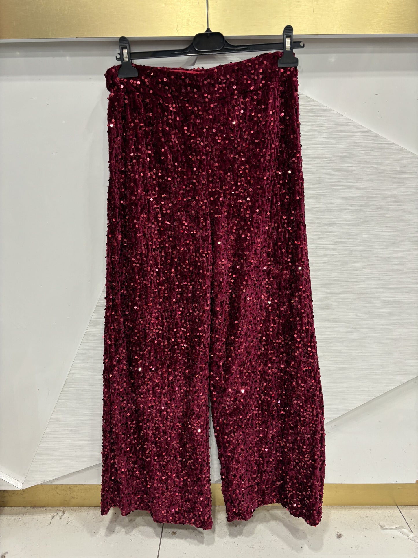 Elastic waist sequin pants