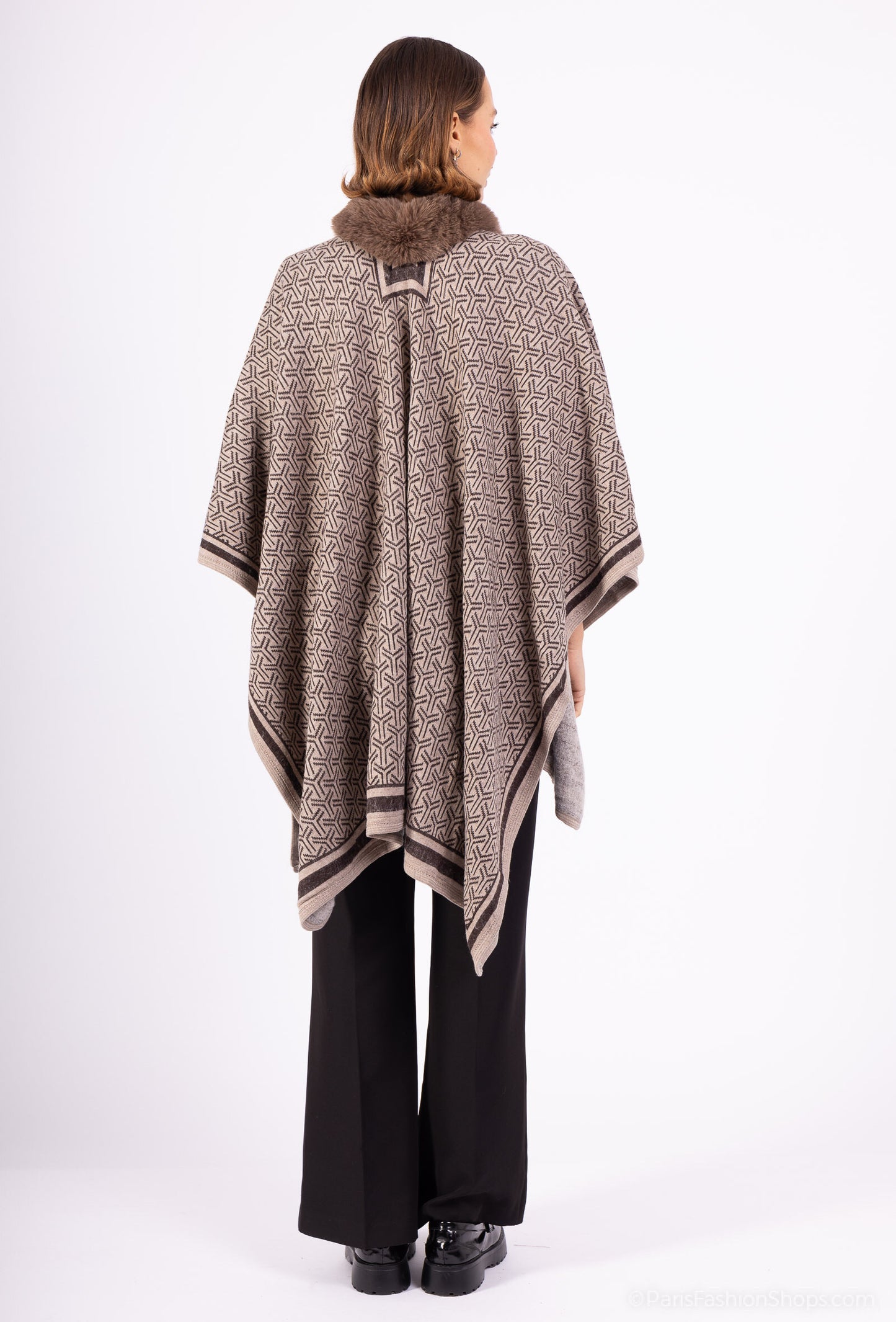 Women's Cozy Faux Fur Cape