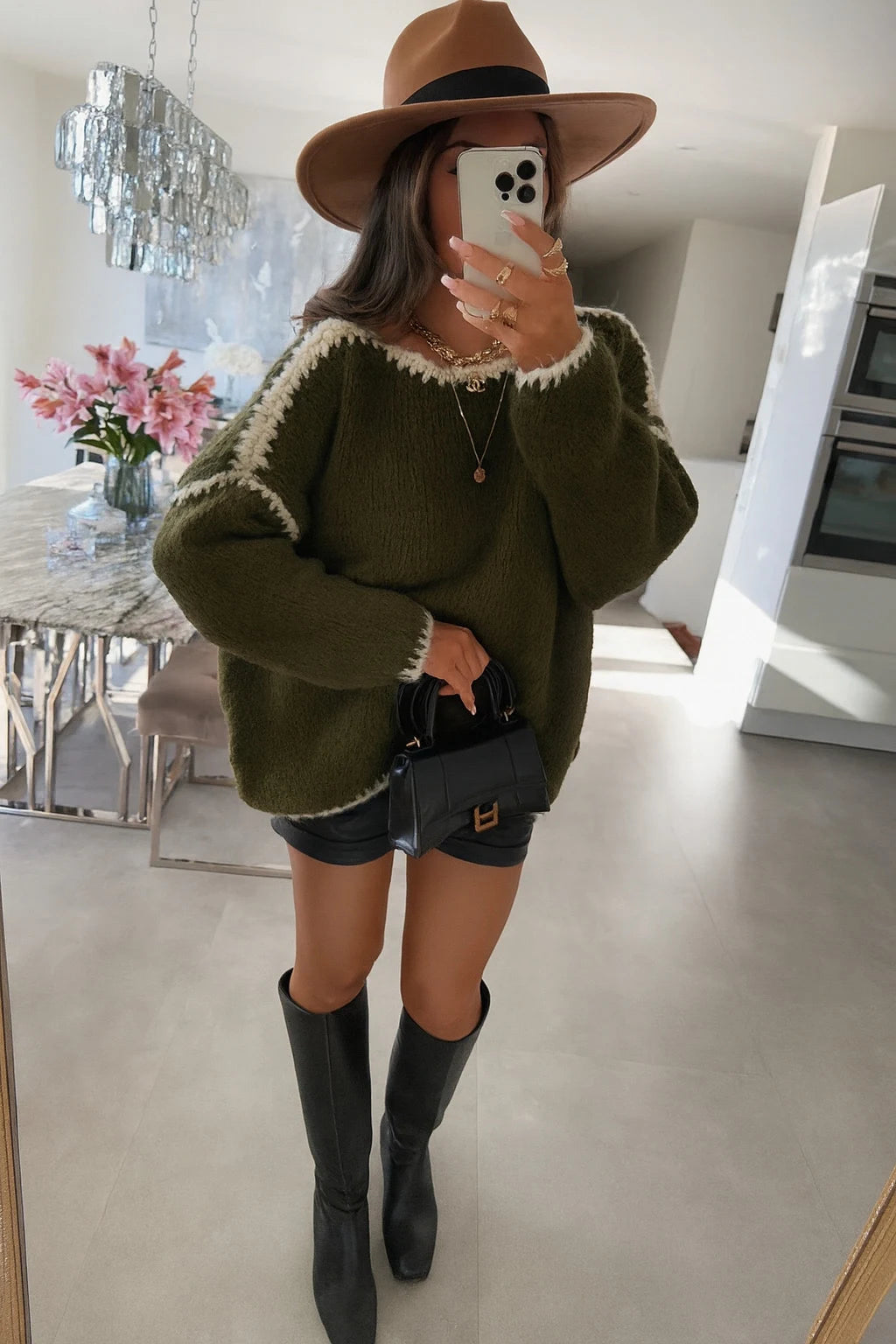 Contrasting edge sweater