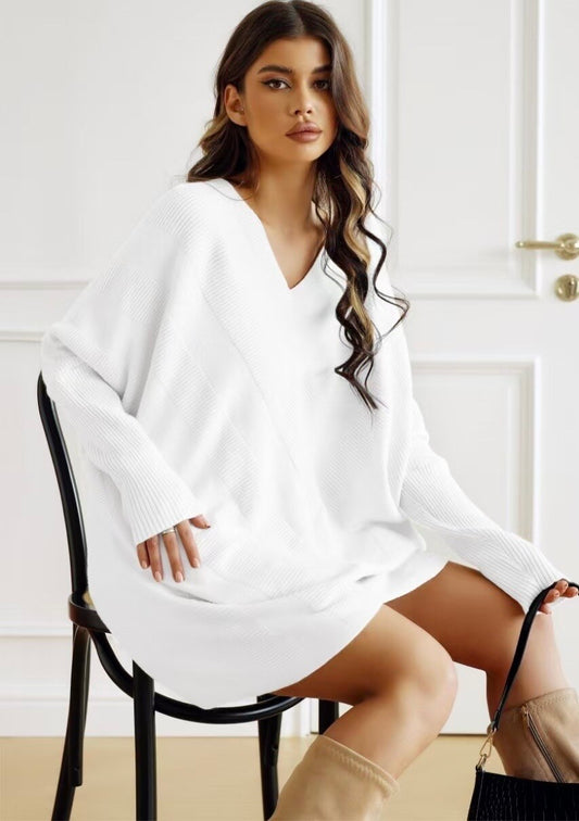 Long oversized V-neck sweater with geometric patterns