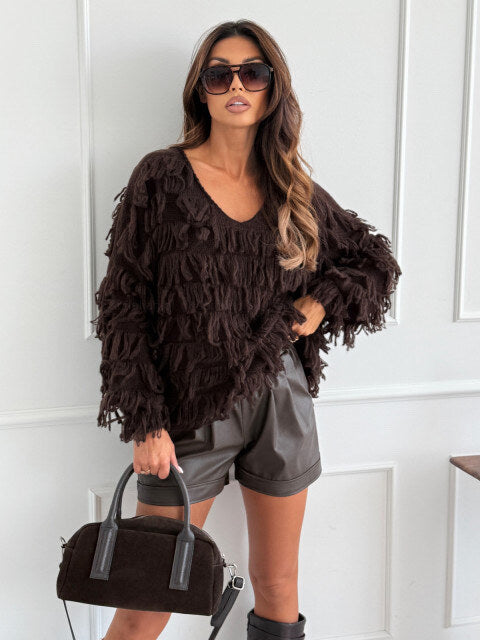 V-neck sweater with fringes